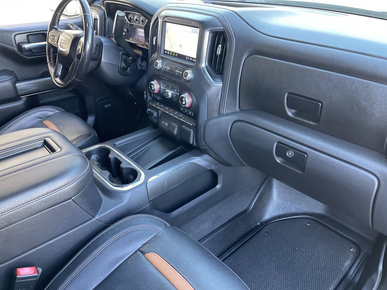 Used 2021 GMC Sierra 1500 AT4 w/ AT4 Preferred Package AWD/4WD image 29