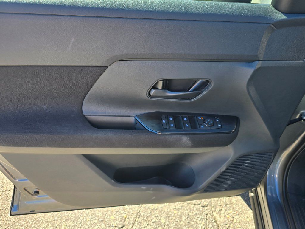 Used 2026 Nissan Kicks S FWD image 8