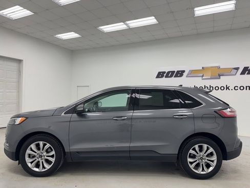 Used 2024 Ford Edge Titanium image 8
