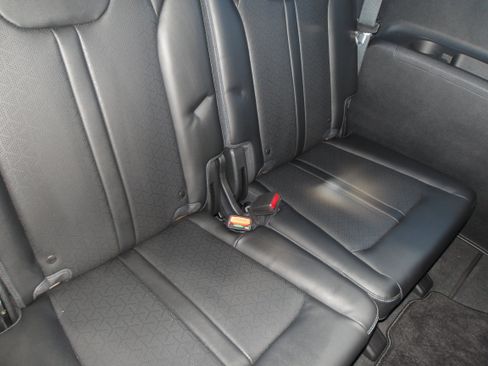 Used 2023 Kia Sorento S w/ Panoramic Sunroof Package AWD/4WD image 14