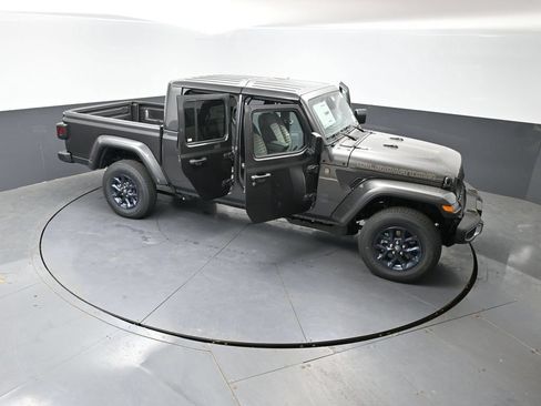 New 2026 Jeep Gladiator Sport AWD/4WD image 46