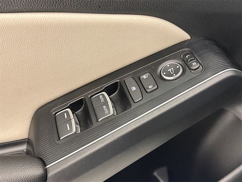 Certified 2024 Honda Civic Touring image 21