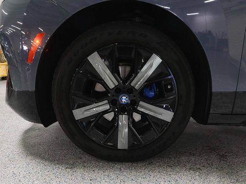 Certified 2024 BMW iX xDrive50 w/ Premium Package AWD/4WD image 5