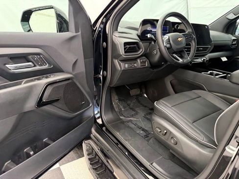 New 2026 Chevrolet Silverado EV LT w/ Plus Package AWD/4WD image 33