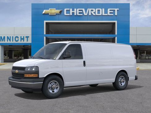 New 2026 Chevrolet Express 2500 RWD image 2
