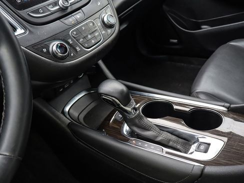 Used 2024 Chevrolet Malibu LT image 29