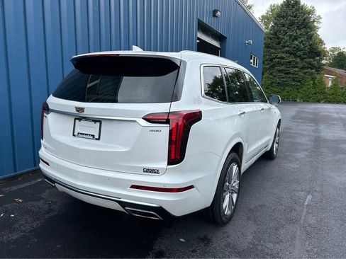Used 2023 Cadillac XT6 Premium Luxury w/ Technology Package image 4