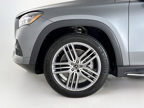 Used 2021 Mercedes-Benz GLS 450 4MATIC image 27