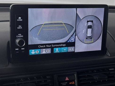 Certified 2023 Honda Pilot TrailSport image 13