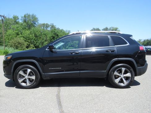 Used 2020 Jeep Cherokee Limited AWD/4WD image 8