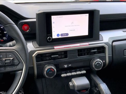 Used 2024 Toyota Tacoma TRD Sport image 7