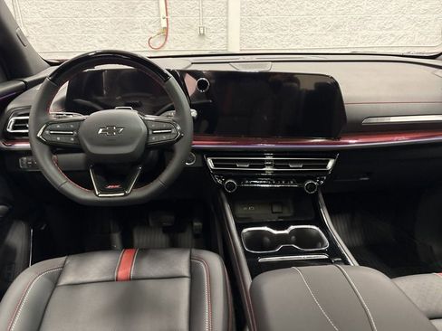 New 2026 Chevrolet Traverse RS w/ LPO, Floor Liner Package image 10