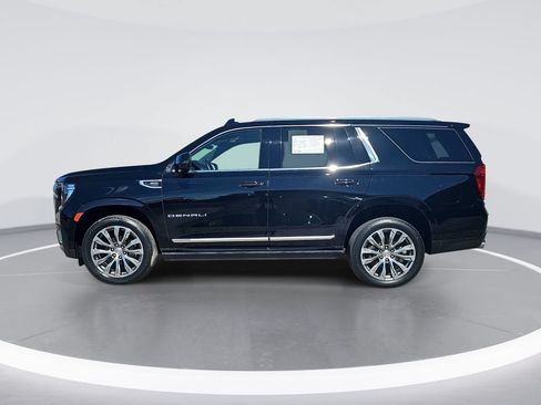 Certified 2021 GMC Yukon Denali w/ Denali Premium Package AWD/4WD image 7