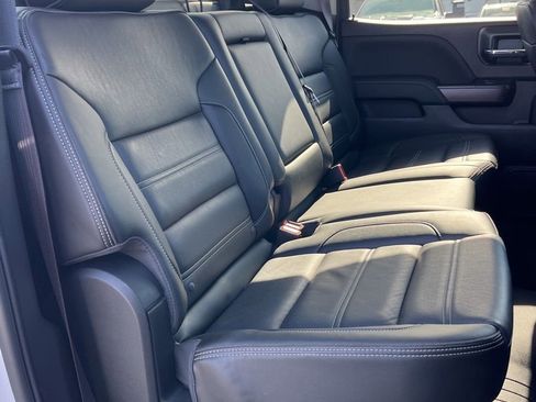 Used 2017 GMC Sierra 1500 Denali w/ Denali Ultimate Package AWD/4WD image 16
