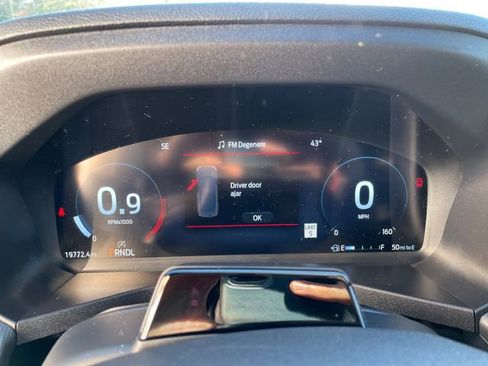 Used 2025 Ford Explorer ST-Line w/ ST-Line Street Pack image 30