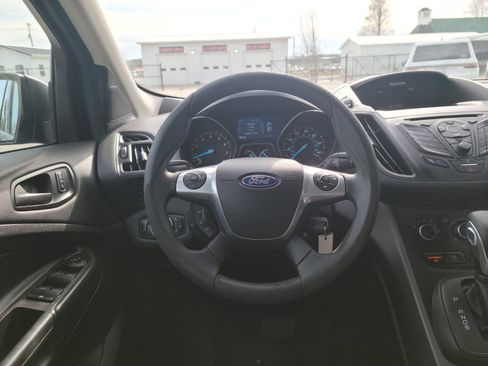 Used 2015 Ford Escape S image 10