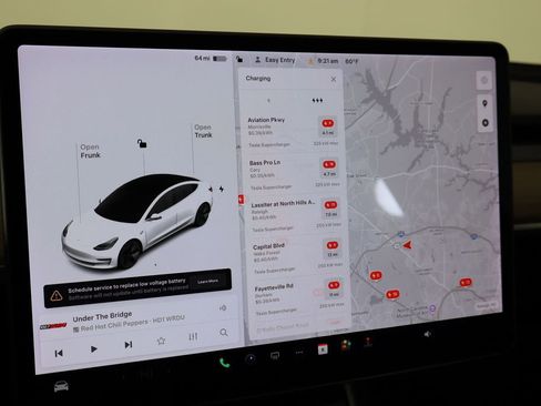 Used 2020 Tesla Model 3 Standard Range image 36