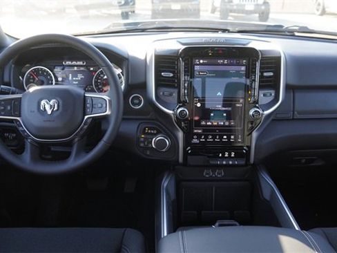 New 2026 RAM 1500 4x4 Crew Cab image 13