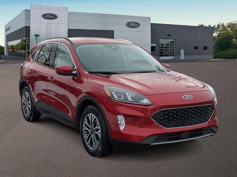 Certified 2022 Ford Escape SEL image 2