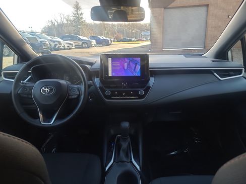 Used 2023 Toyota Corolla SE image 19