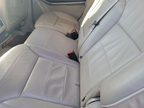 Used 2013 Mercedes-Benz GL 450 4MATIC image 7