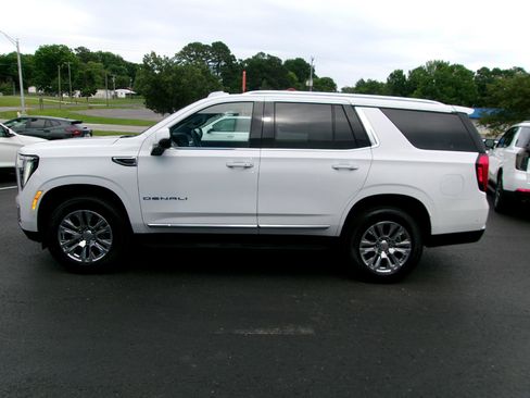 Certified 2025 GMC Yukon Denali AWD/4WD image 6