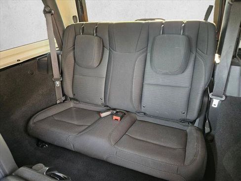 Used 2020 Jeep Wrangler Sport AWD/4WD image 17