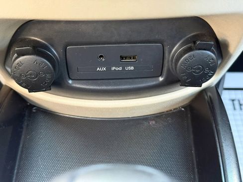 Used 2011 Kia Soul ! FWD image 28