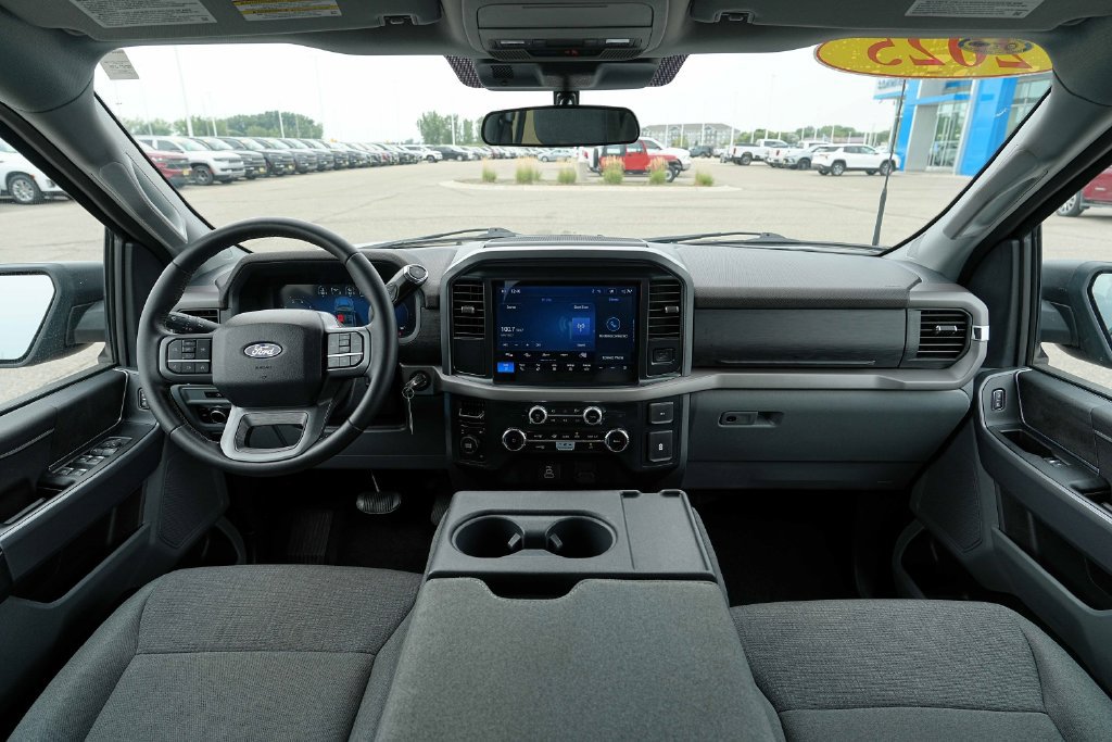 Used 2025 Ford F150 XLT w/ Equipment Group 301A Standard AWD/4WD image 28