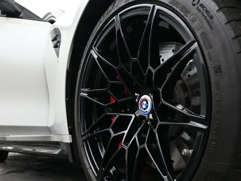 Used 2022 BMW M3 Competition w/ M Carbon Exterior Package image 12