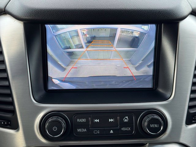 Used 2017 GMC Yukon SLT AWD/4WD image 4
