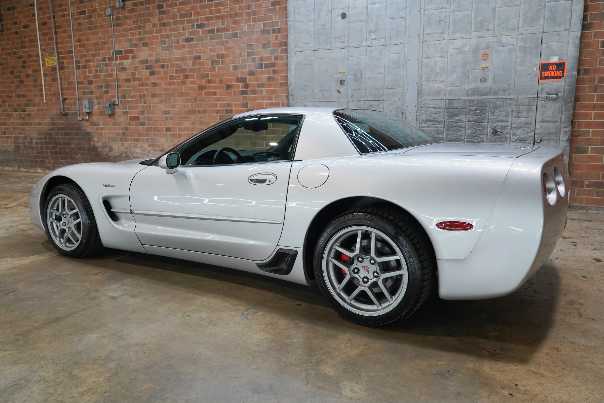 Used 2003 Chevrolet Corvette Z06 w/ Memory Package, 3 Drivers RWD image 8