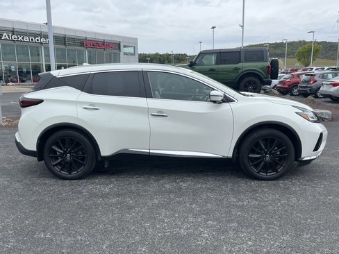 Used 2020 Nissan Murano SL w/ Moonroof Package AWD/4WD image 2