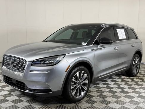 Used 2022 Lincoln Corsair Reserve w/ Elements Package FWD image 2