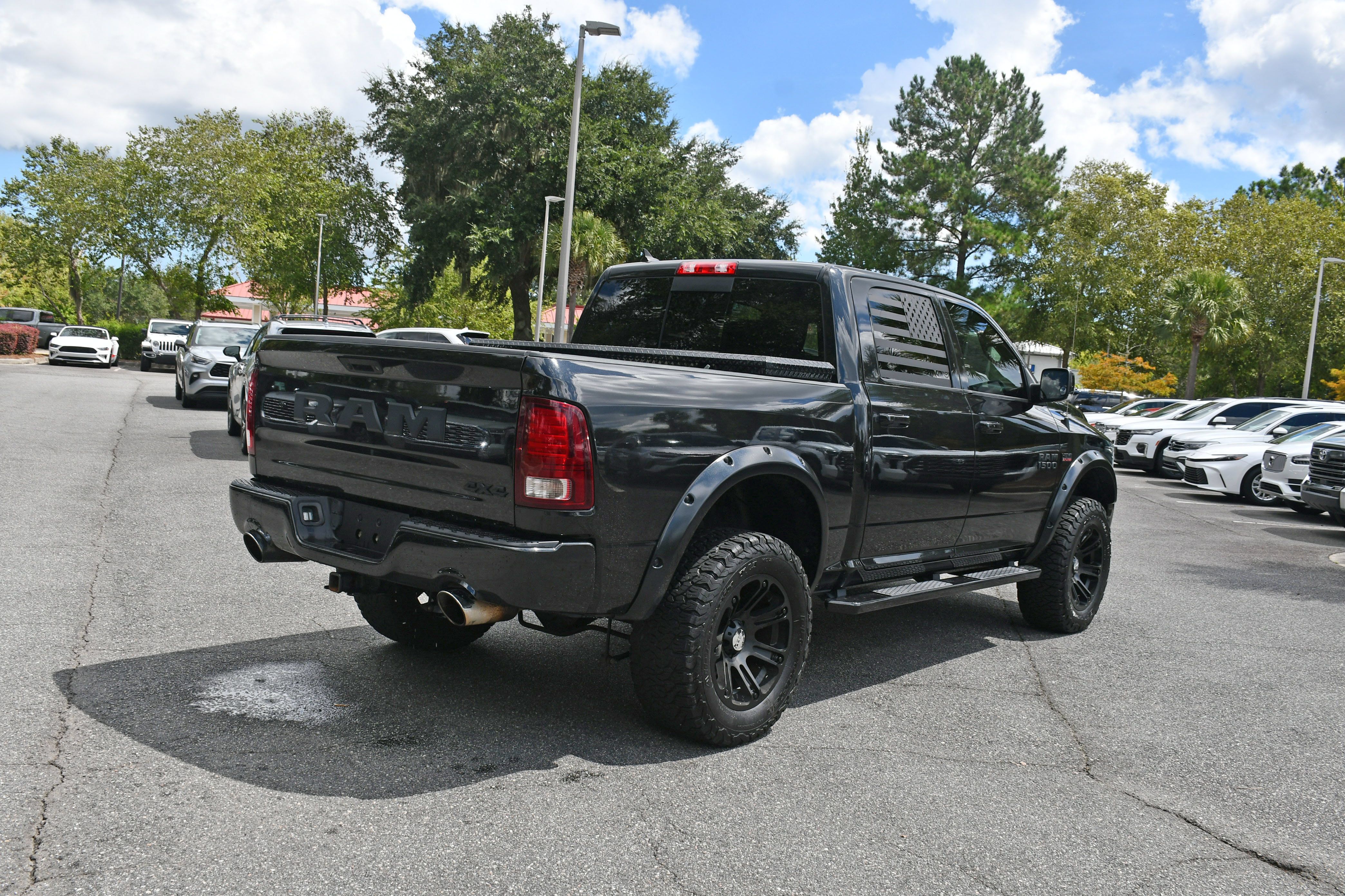 Used 2017 RAM 1500 Sport w/ Convenience Group AWD/4WD image 4