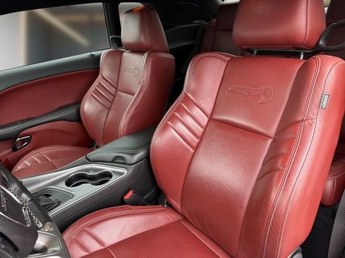 Used 2019 Dodge Challenger SRT Hellcat w/ Laguna Leather Package RWD image 12