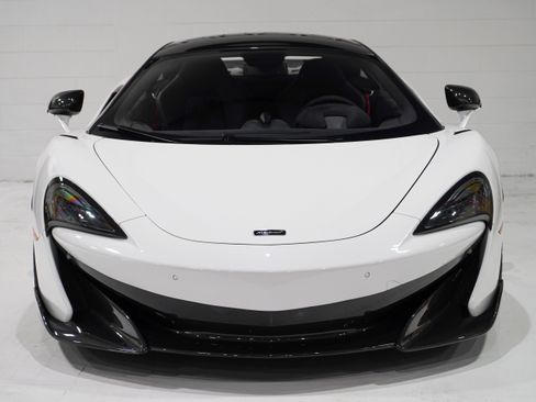 Used 2019 McLaren 600LT RWD image 5