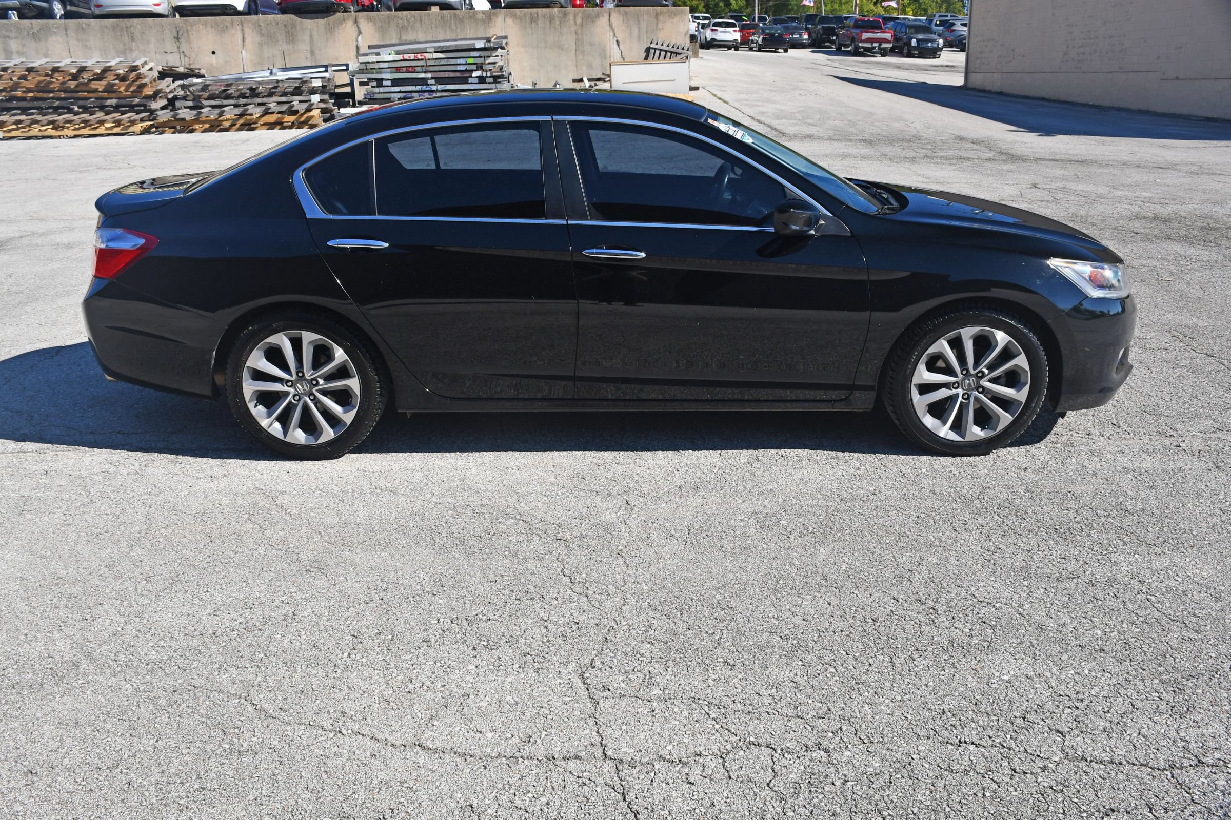 Used 2015 Honda Accord Sport image 5