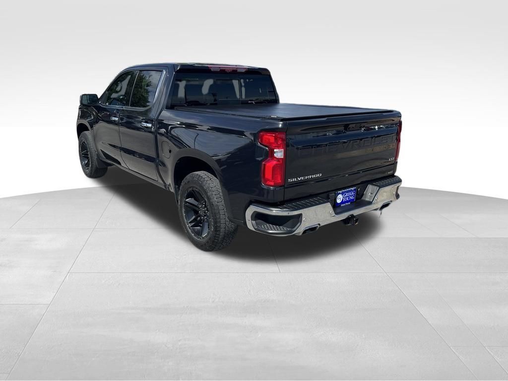 Used 2024 Chevrolet Silverado 1500 LTZ AWD/4WD image 4