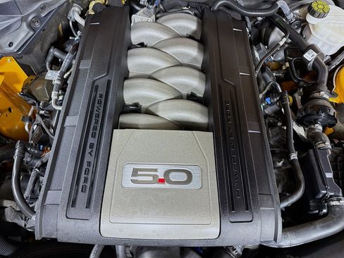 Used 2019 Ford Mustang GT Premium w/ Equipment Group 401A image 37