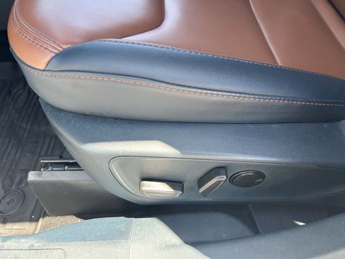 Used 2024 Ford Maverick Lariat FWD image 27