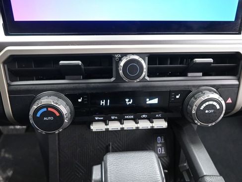 Used 2024 Toyota Tacoma TRD Off-Road image 20