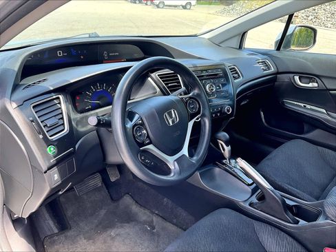 Used 2013 Honda Civic LX image 8