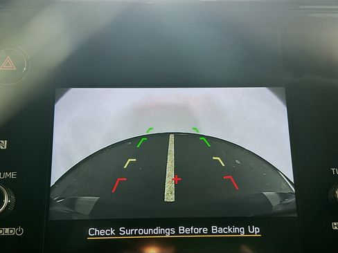 Used 2024 Subaru Crosstrek 2.0i Premium image 21