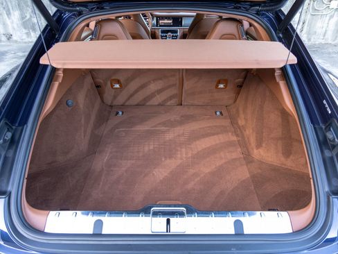 Used 2022 Porsche Panamera GTS image 50