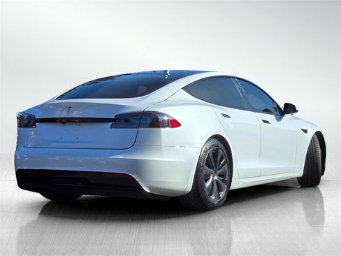 Used 2021 Tesla Model S Long Range image 4