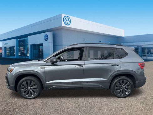 Used 2023 Volkswagen Taos S image 4