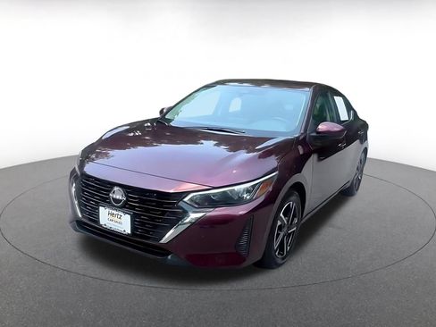 Used 2025 Nissan Sentra SV FWD image 7