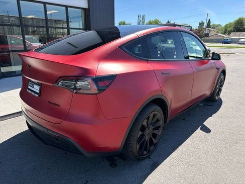 Used 2023 Tesla Model Y Long Range AWD/4WD image 8