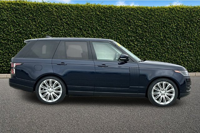 Used 2020 Land Rover Range Rover HSE AWD/4WD image 3